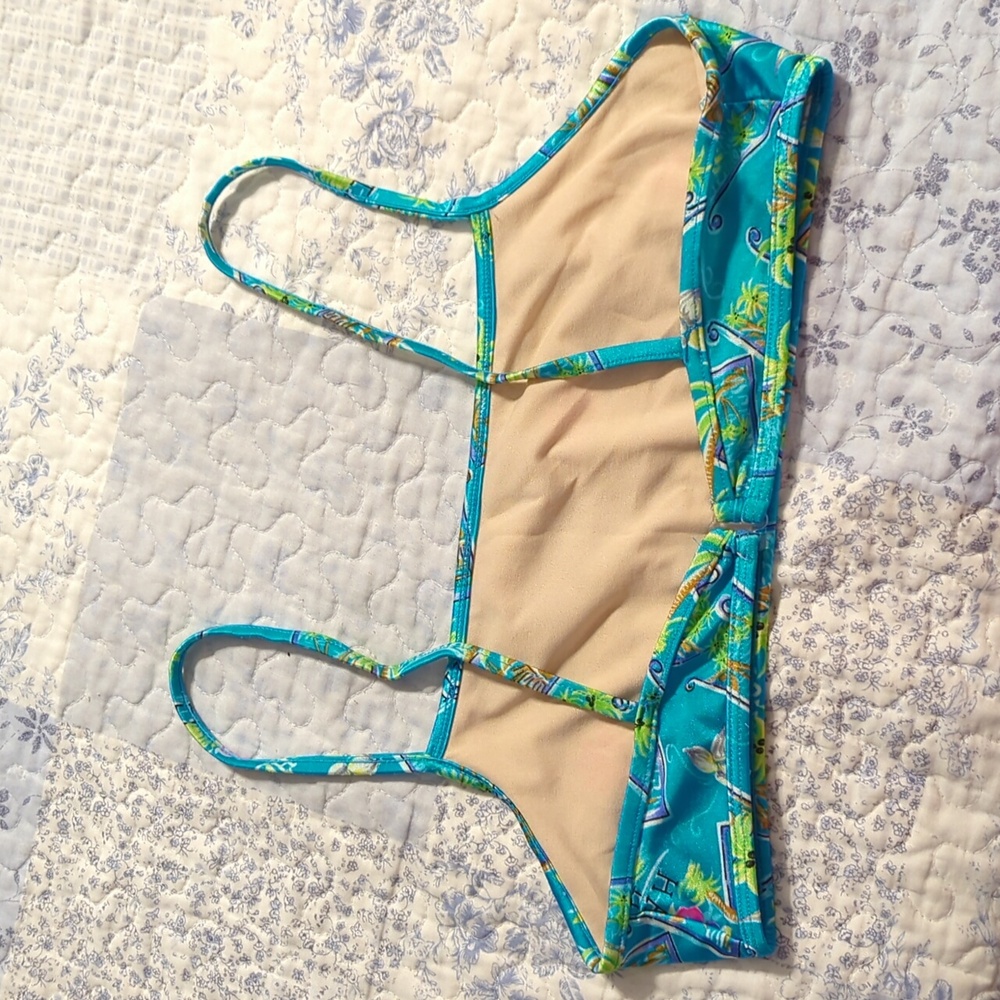 Islander Bikini - Picture 3 of 8